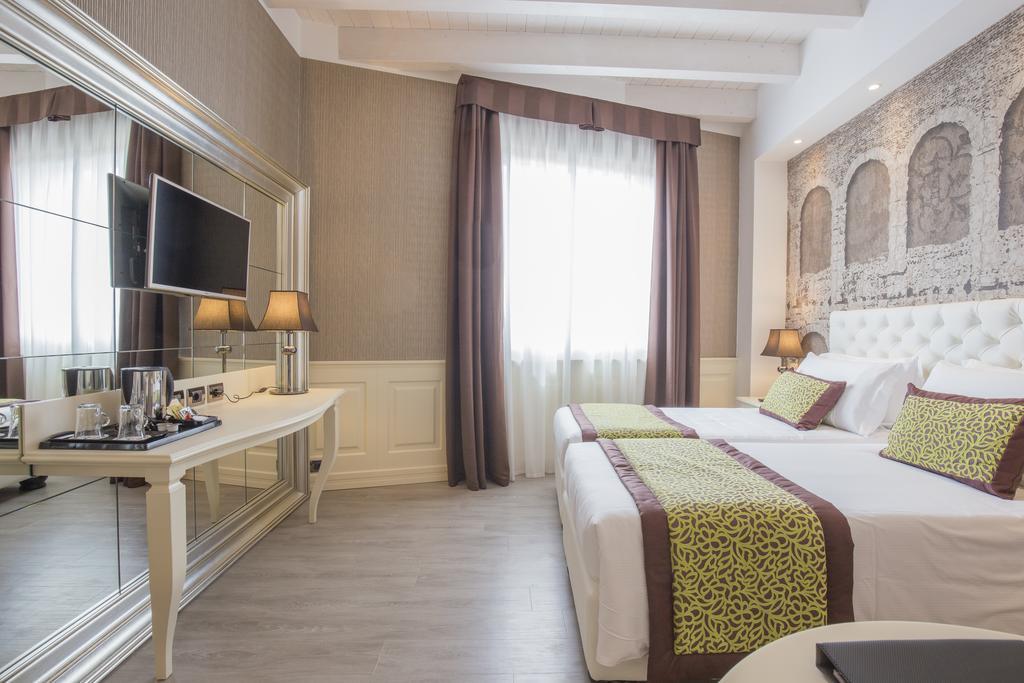 Hotel San Pietro Verona Esterno foto