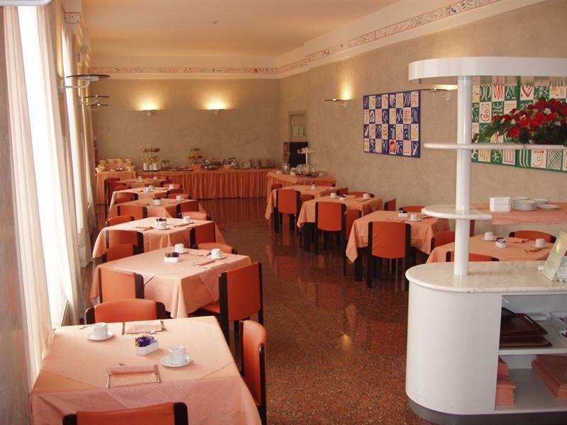 Hotel San Pietro Verona Esterno foto